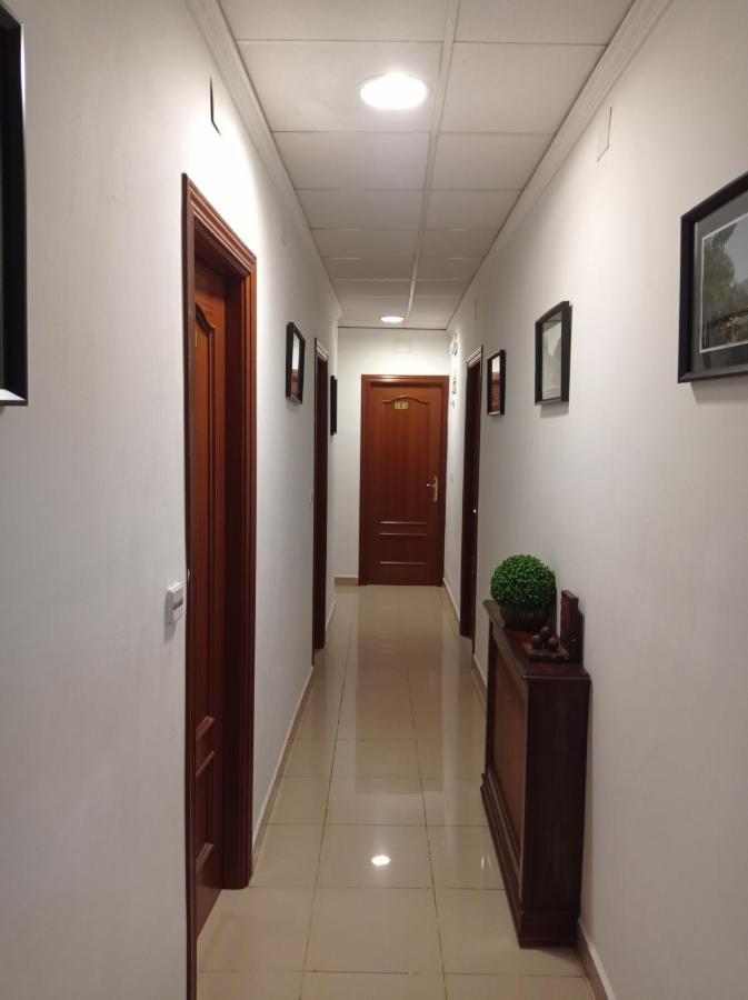 Hostal Cañamares Exteriér fotografie
