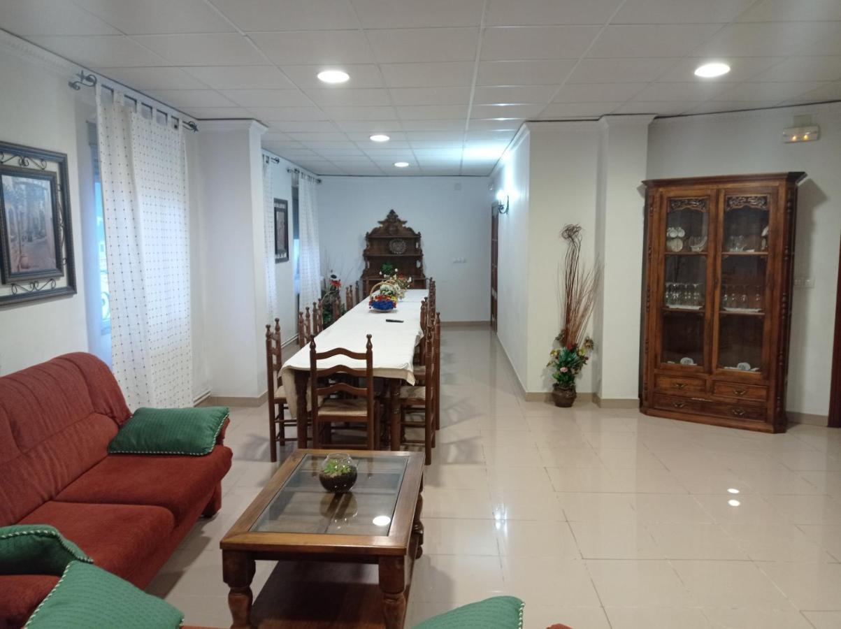 Hostal Cañamares Exteriér fotografie