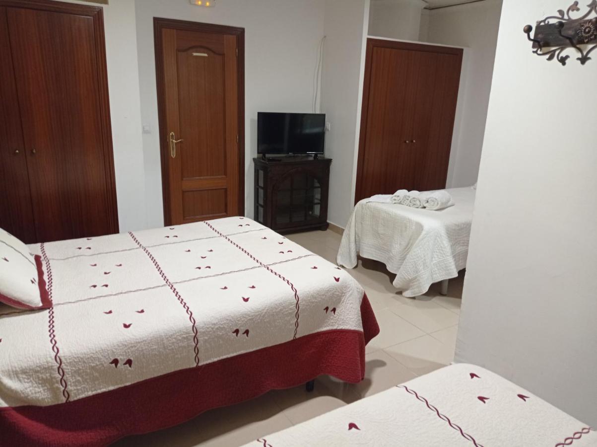 Hostal Cañamares Pokoj fotografie