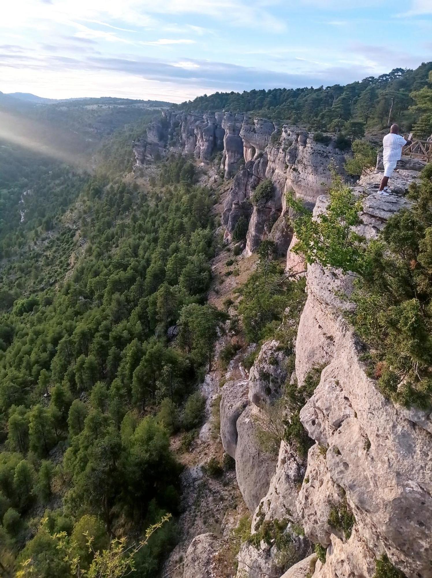 Hostal Cañamares Exteriér fotografie