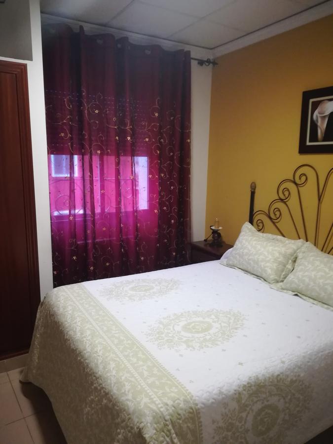 Hostal Cañamares Exteriér fotografie